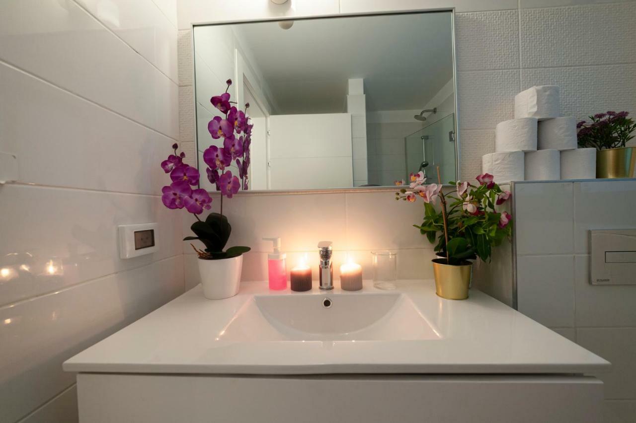 Luxury 2 Bedrooms Apartments Rothschild + Balcony Tel Aviv Eksteriør bilde